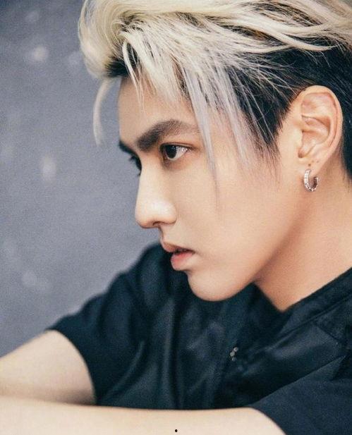 吴亦凡最新吃瓜动态,揭秘娱乐圈风云再起