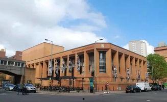 英国利兹吃瓜,一场别开生面的“吃瓜”体验